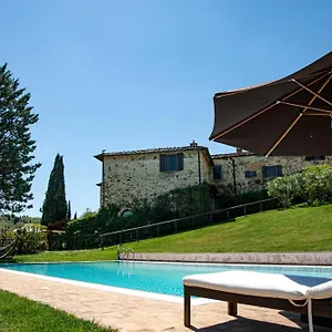 https://nittardi.it-tuscanyhotel.com