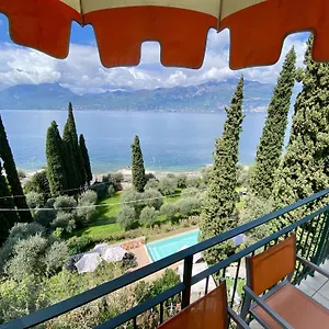 Wonderful View With Pool With Breakfast Gardasee , Torri Del Benaco Italien