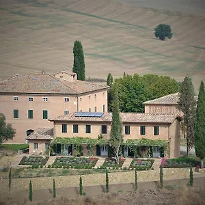 https://villa-santalberto.it-tuscanyhotel.com